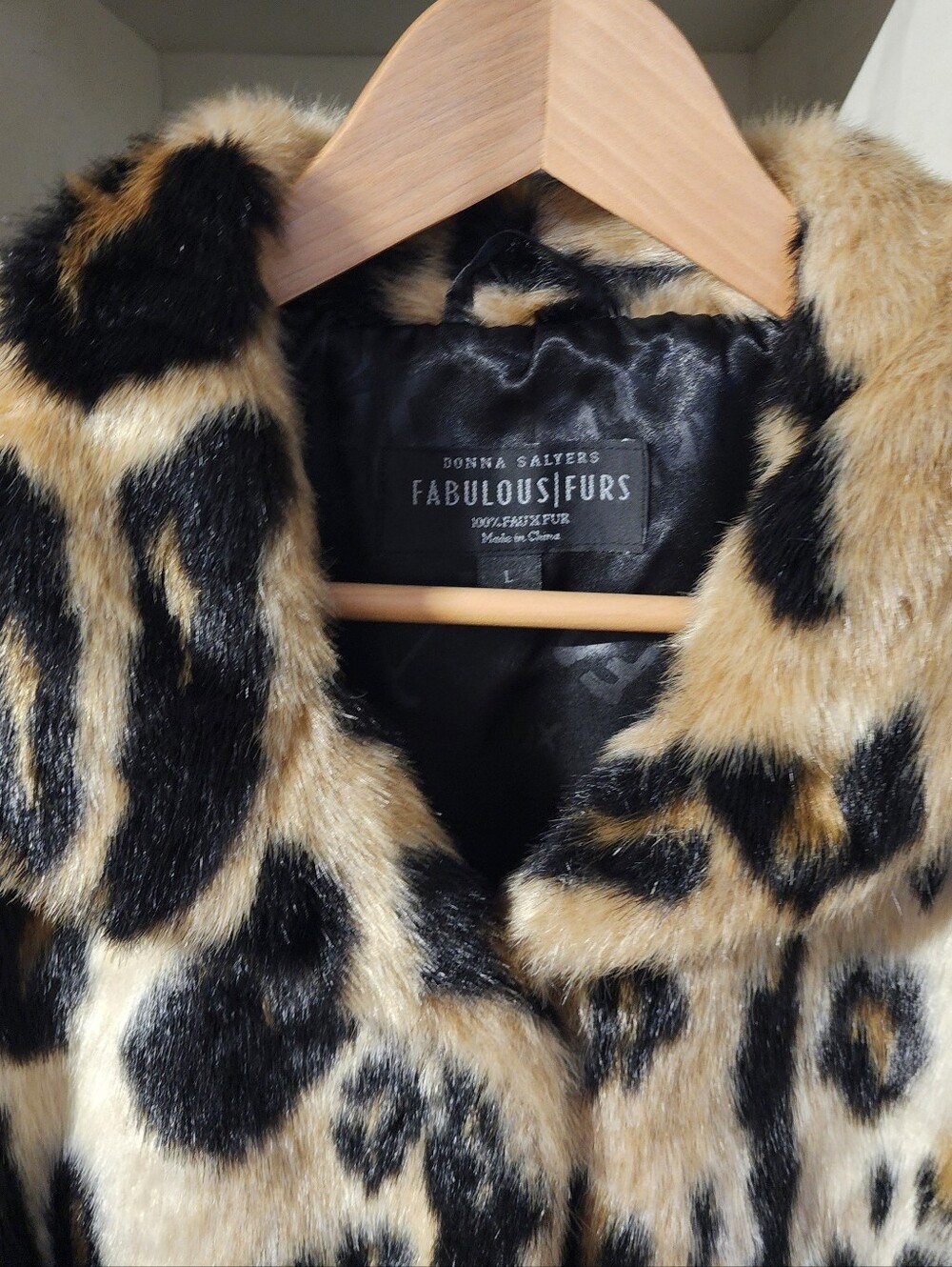 Donna Salyers Fabulous Furs Leopard Faux Fur Coat. Womans Large - Picture 3 of 5